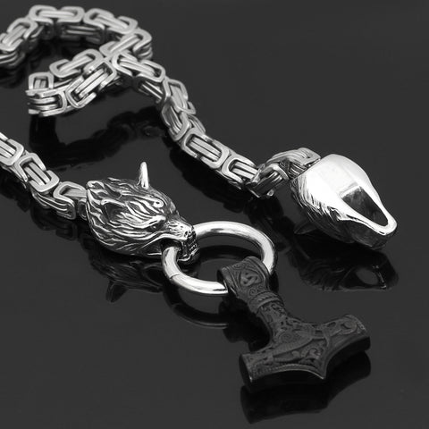 Viking Wolf-shaped Titanium Steel Pendant Necklace