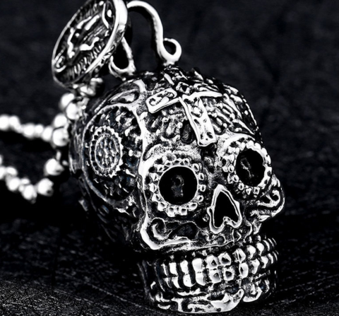 BEIER Cool Men's Gothic Carving Pendant Necklace Stainless Steel High Quality Detail Biker Skull Jewelry for man BP8-256