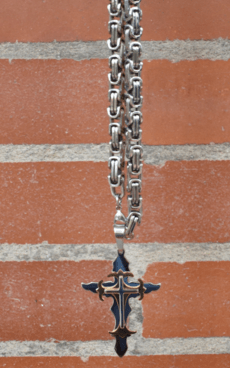 Relic Crucifix Self-Defense Neckalce