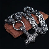 Men domineering stainless steel wolf head necklace with Nordic Viking Thor hammer pendant hanging Viking king chain
